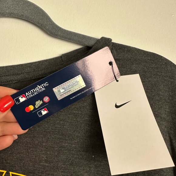 San Diego Padres T-Shirt - Picture 4 of 4